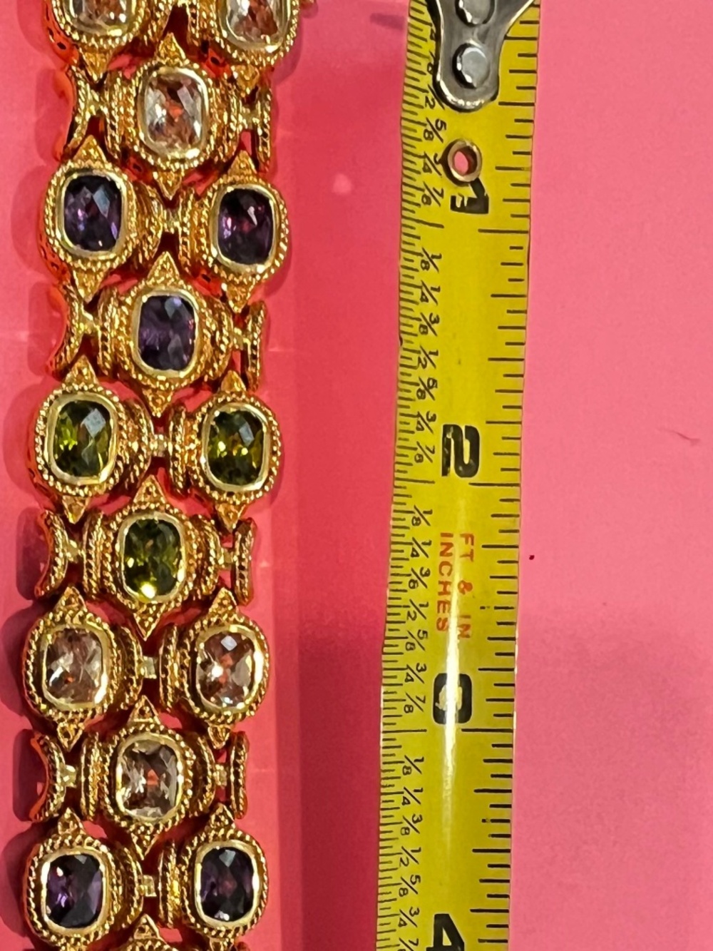 Ladies bracelet 7 inches